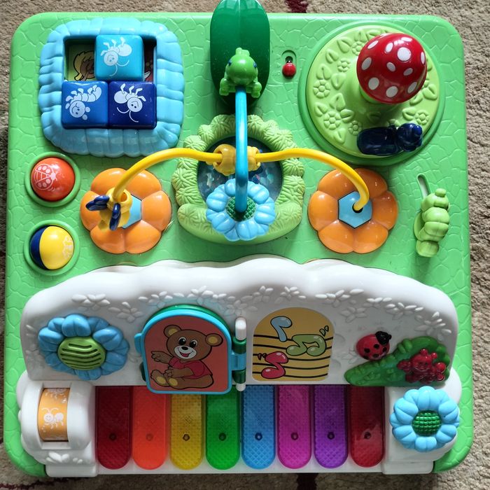 Развивающая игрушка -сортер