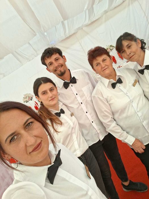 Echipa ospătari pentru evenimente