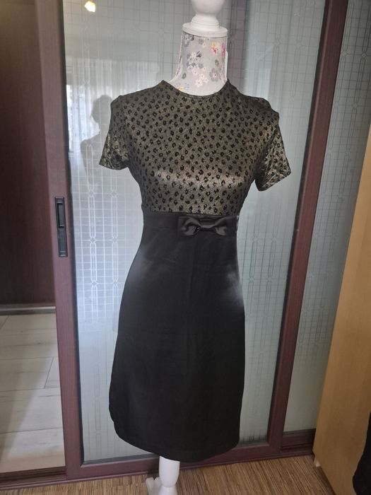Rochie neagra eleganta cu imprimeu animalier si funda