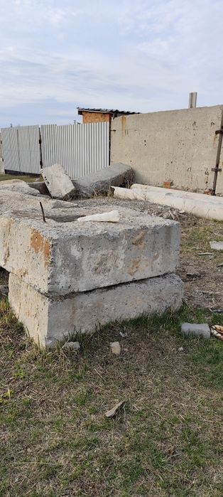 Продам плиты.цена договорная