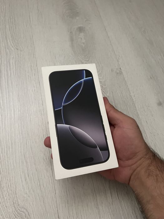 Iphone 16 Pro Black Titanium impecabil la cutie