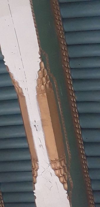 Ховли сотилади . Икки сотихли