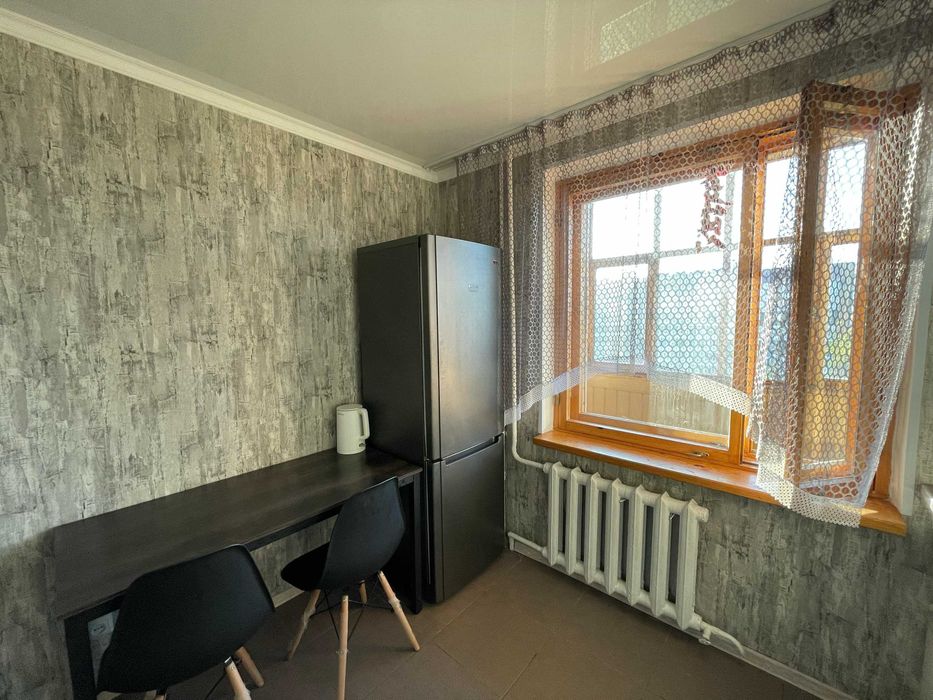 Продам 1-ком. квартиру  Район 8-й школы