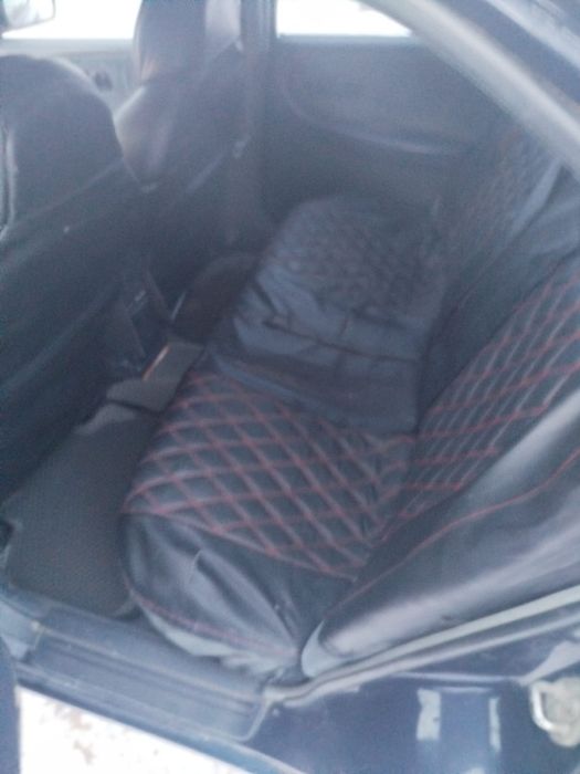 Продам Ниссан примера 1992 года.