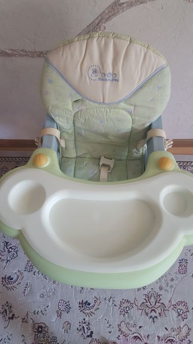 Продам стульчик для кормления