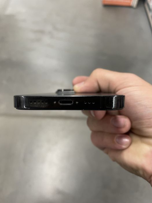 Продам iphone 14 pro айфон