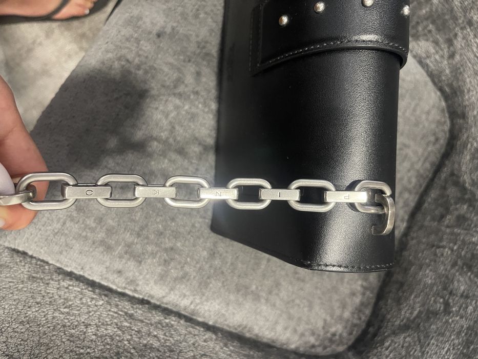 Дамска черна чанта Pinko