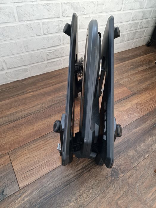 Велостанок Tacx NEO Smart