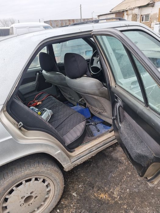 Мерс 190 ,2.3 паук