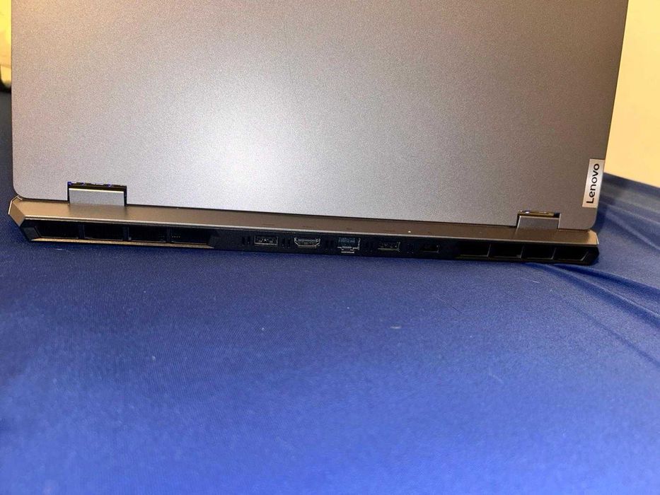 Vand laptop Gaminig Lenovo LOQ 15ARP9, garantie comerciala 1 an+