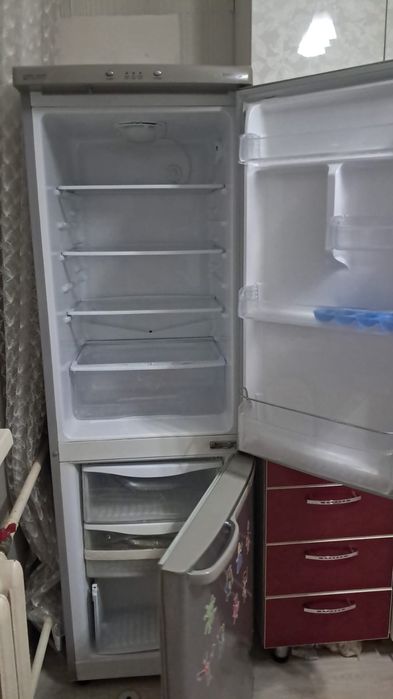 Бу холодильник на запчаст или под ремонт