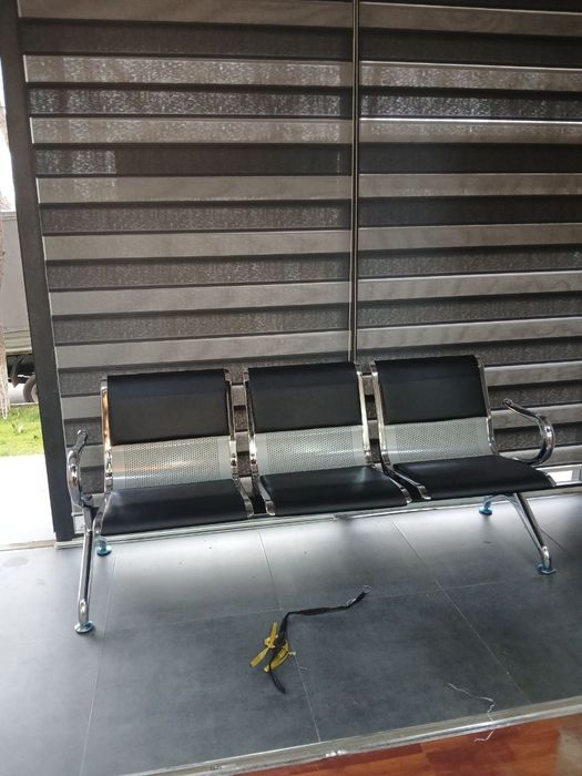 Stul 3 talik ofisda ishlatilgan