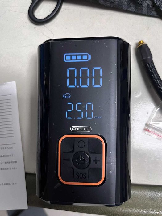 "CAFELE" VC-069 насос гибридная работа с аккумуляторам и через кабель.