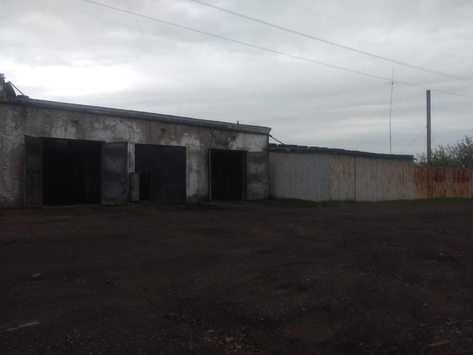 Продам здание 3000 кв.м  в центре г. Щучинск