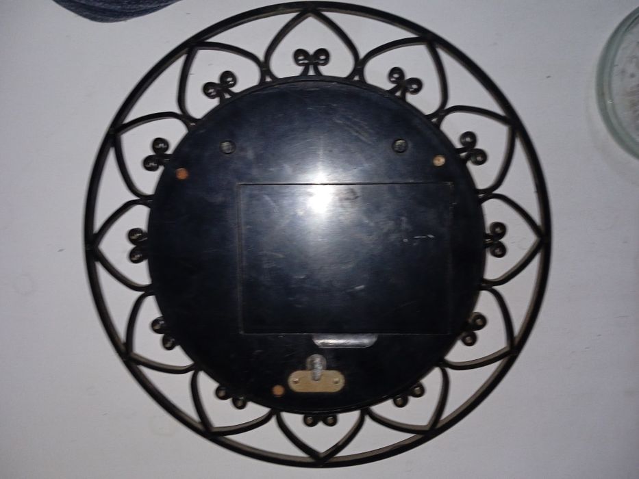 Часы настенные  ЯНТАРЬ СССР