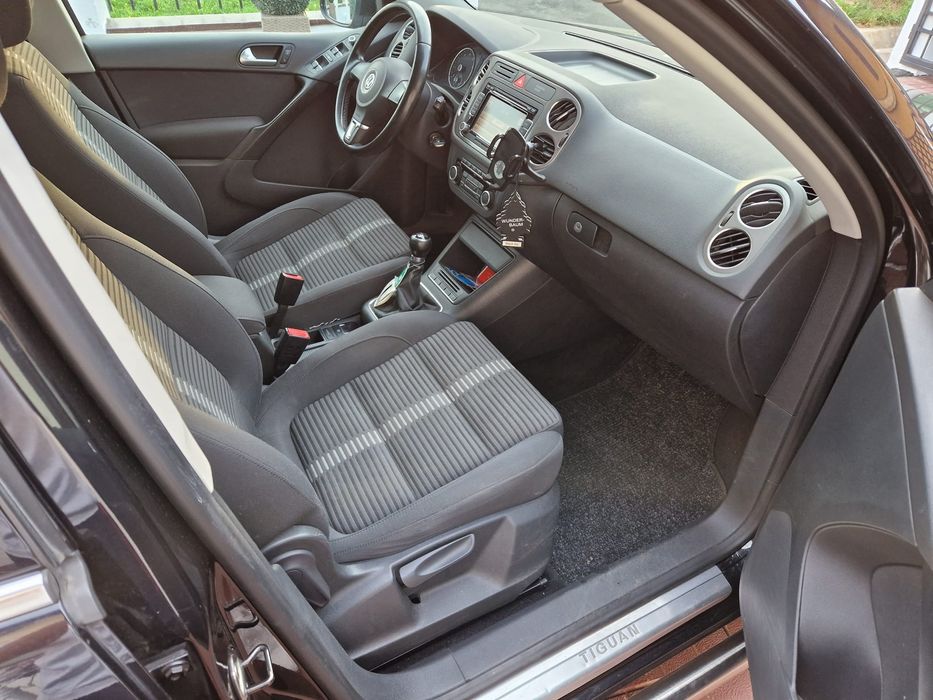 Vând Volkswagen Tiguan  an 2011