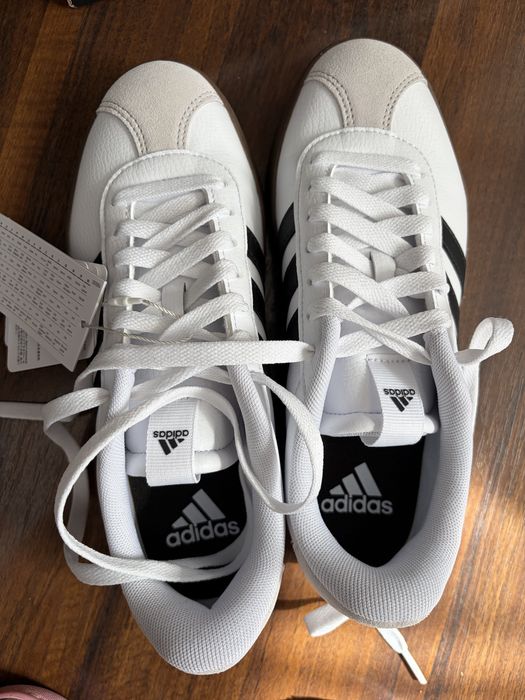 Adidasi Puma noi