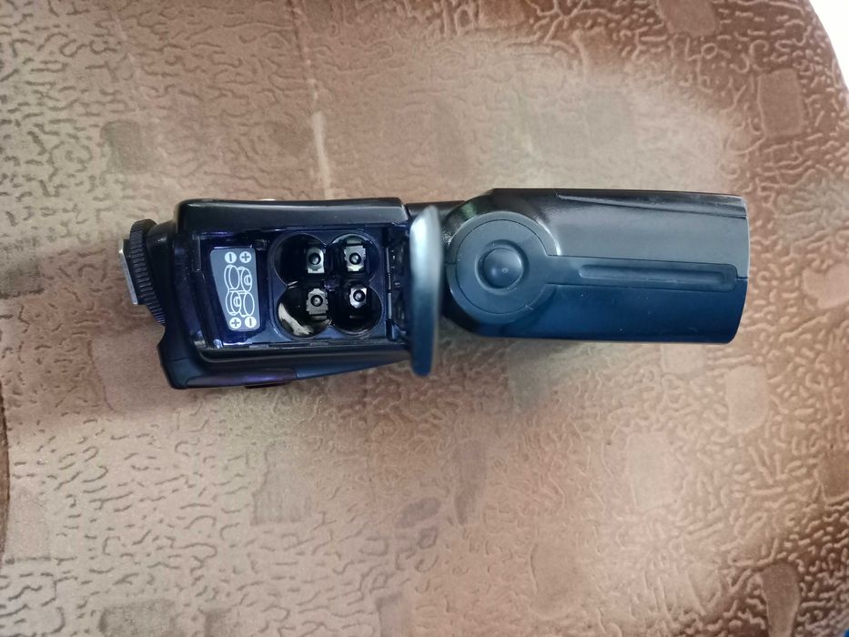 Фотовспышка yongnou 4