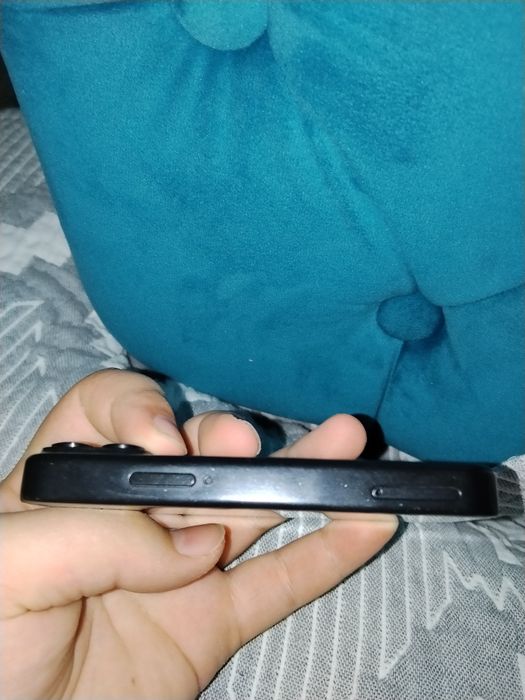 Iphone 17 mini ifyfyfk