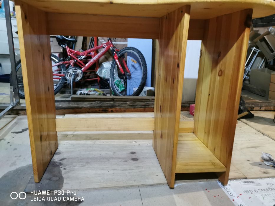 Бюро. Не използвано.