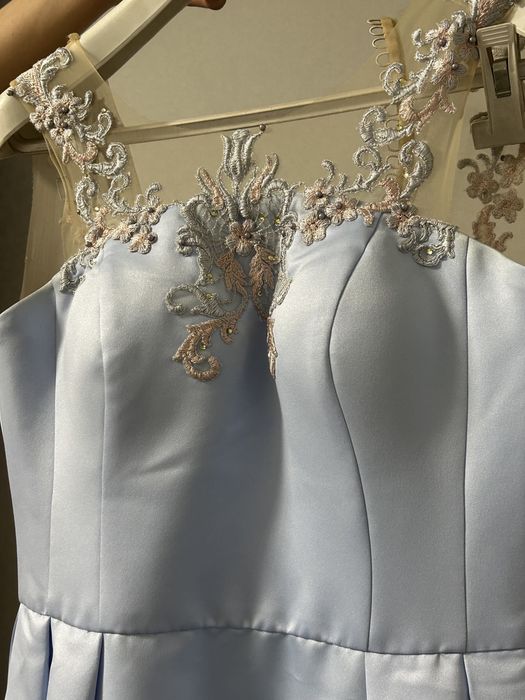 Продам бальное платье