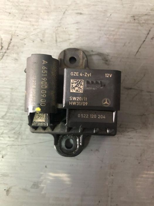 releu buji 2.2 dci mercedes c-class w205 w205 sprinter 906