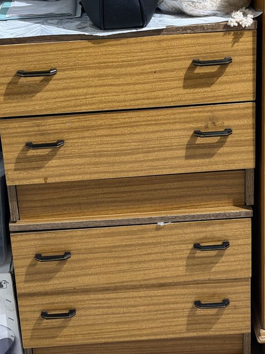 Продам мебел дёшево, в хорошем состаяние