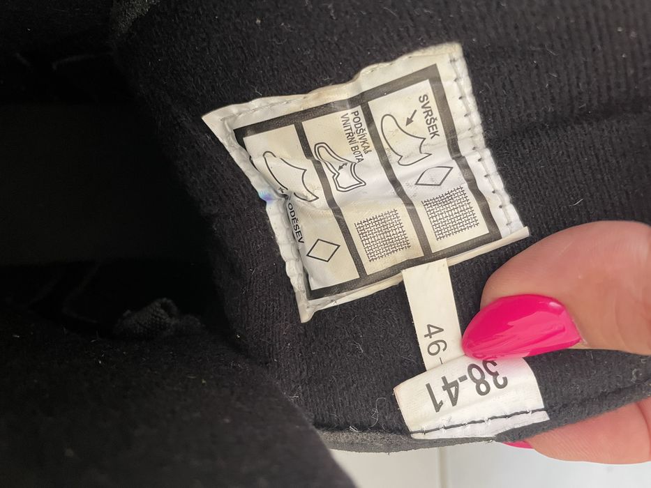 Ролери 38- 41 номер, като нови. Имам и 32-35 момер, бели