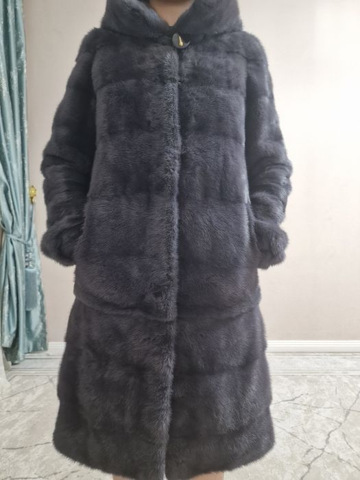 Норковый шуба красивый