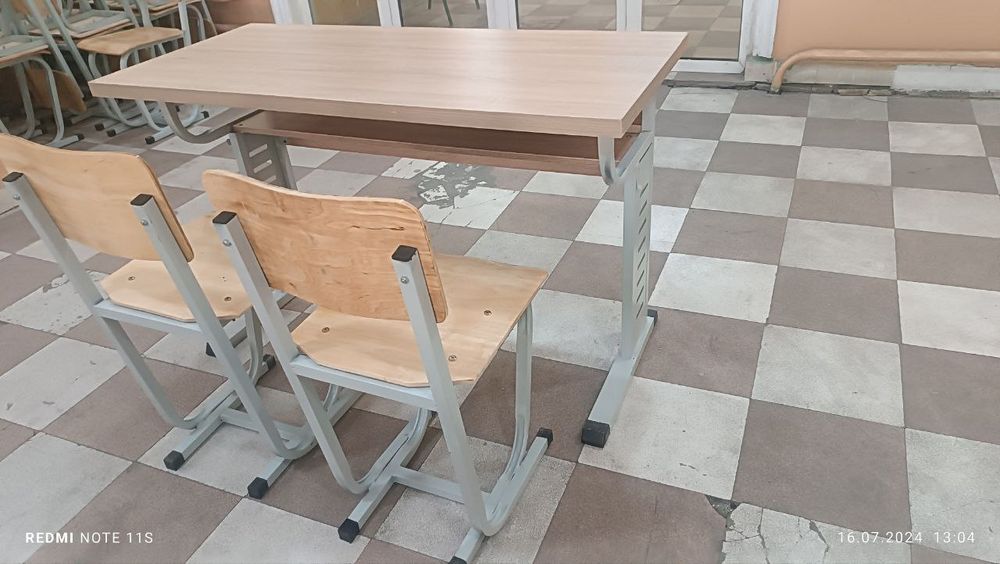 Parta stul oʻquvchilar uchun