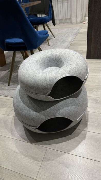 Кошачье дерево и в подарок лежанки