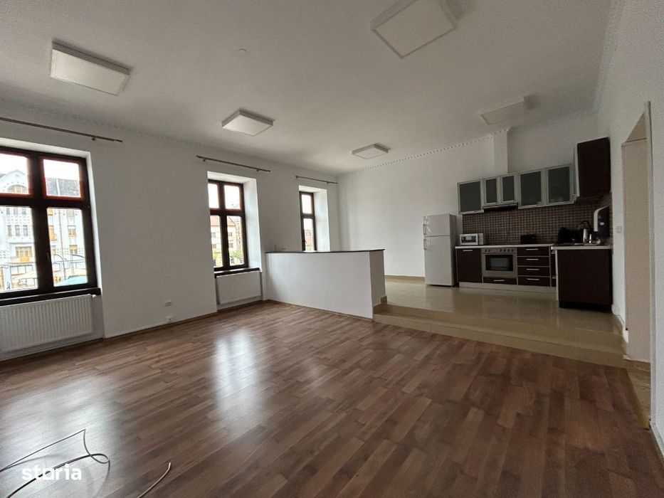 Spatiu ultra central pentru birouri