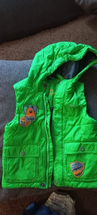 Жилетка на  рост 104