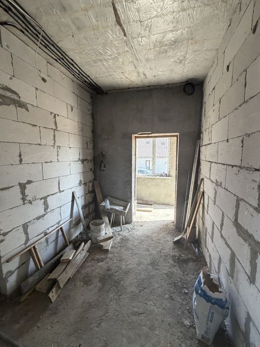 продам большой дом
