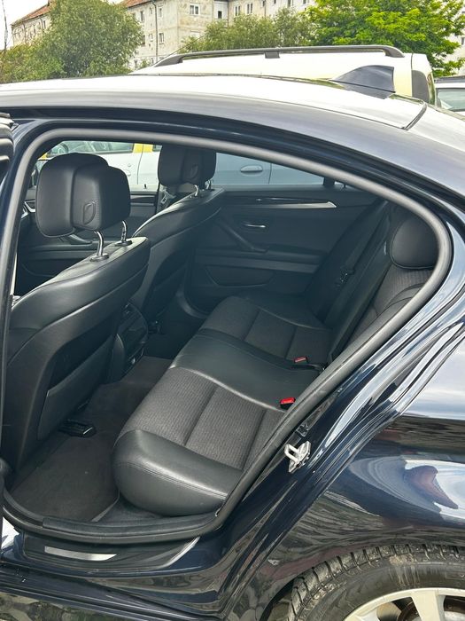 BMW 520d (f10) 2010, 240000 km