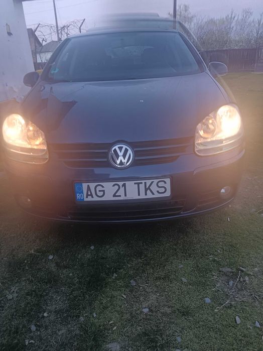 Vând golf 5, 1.4 TSI ,trapa ,încălzire în scaune