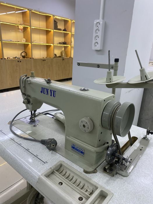 Швейная машина Junuy Jy7350