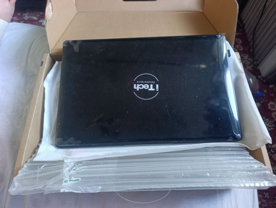 Продам ноутбук новый