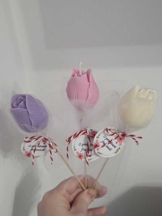 Martisoare parfumate din ceară naturală de soia