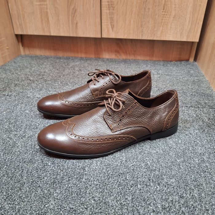 Натуральные кожаные туфли