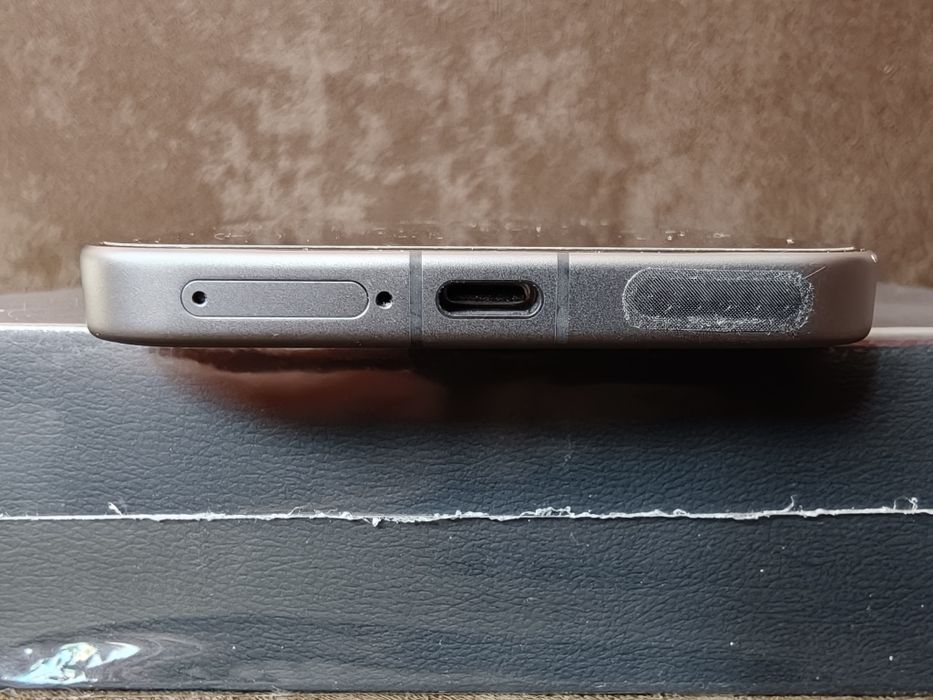 Vivo X300 16/512Gb Глобален