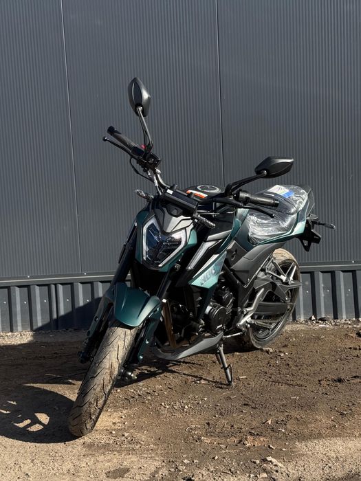 Мотоцыкл Yaqi.