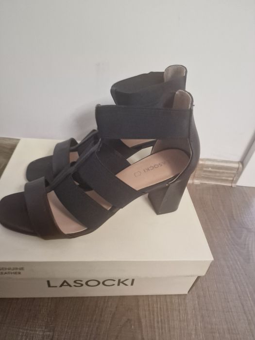 Сандали ест.кожа 40 номер Lasocki