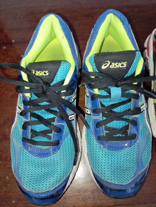 Продавам Маратонки Asics 36 номер без забележки