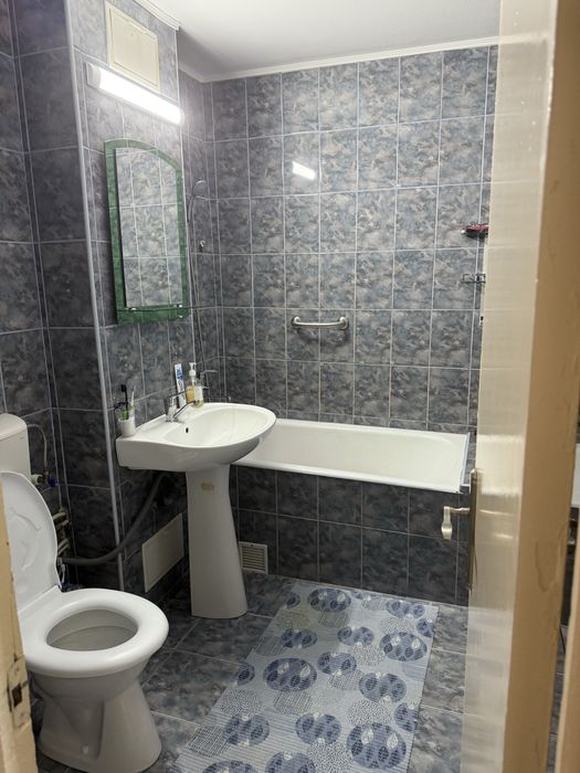 Apartament 4 camere de vanzare