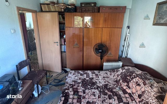 Apartament 3 camere de vânzare – Zona Centrală