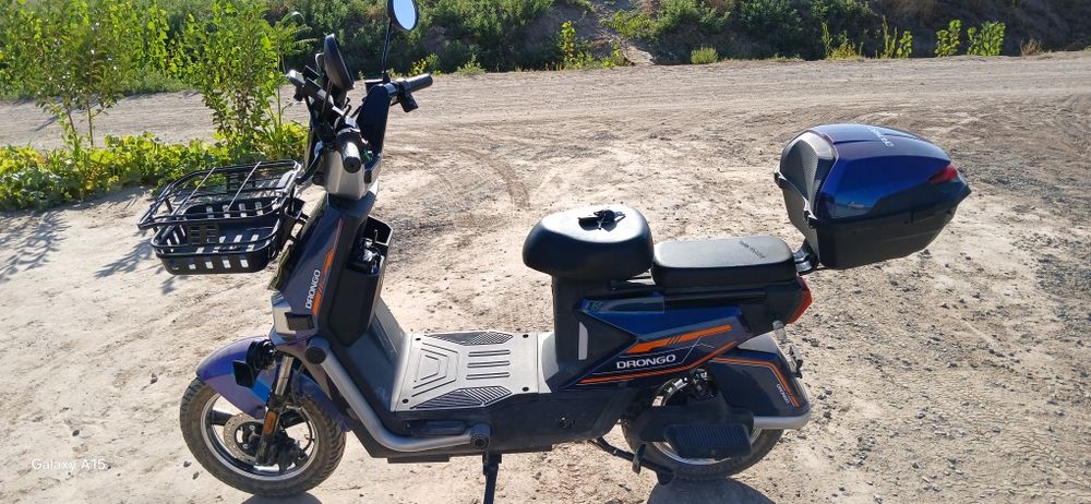 Skuter sotiladi Drongo firma obmen bor iPhone 13 Pro max 256 g