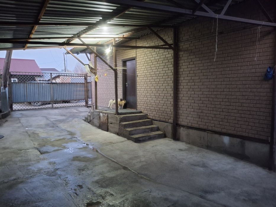 Продам 3х комнатный дом с центральным отоплением, район ДКМ