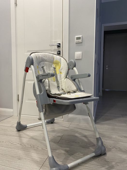 Пробаю детский стульчик для кормления (б/у)