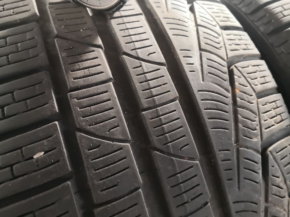 235 35 19 цола гуми Pirelli дот 21